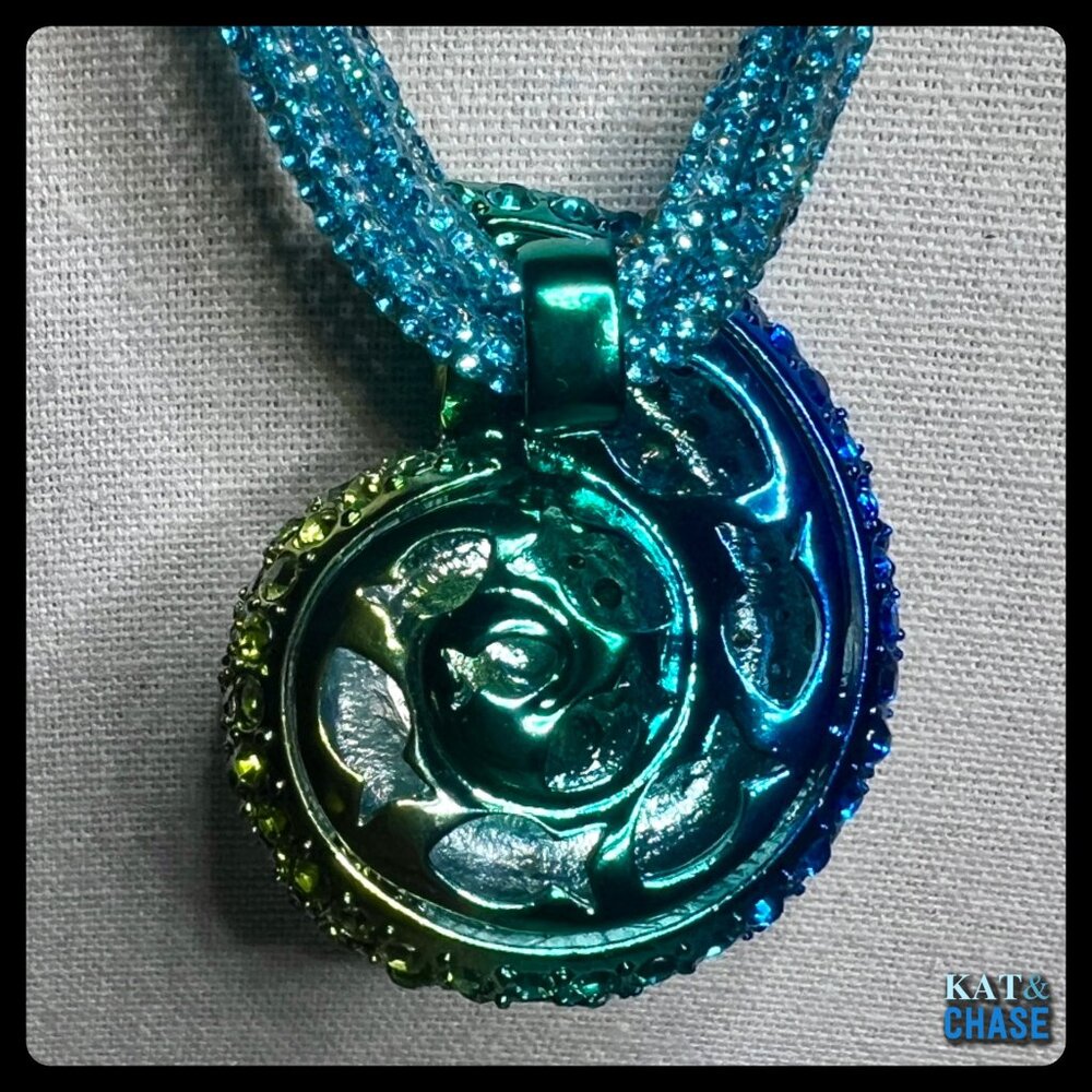 Betsey Johnson Mermaid Jewels Necklace 15" Conch Shell Blue Ombre Ursula Ariel - Picture 5 of 11